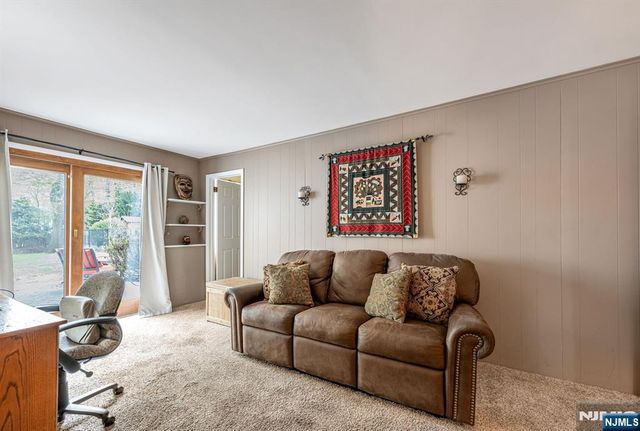 485 Eisenhower Court, Wyckoff, NJ 07481