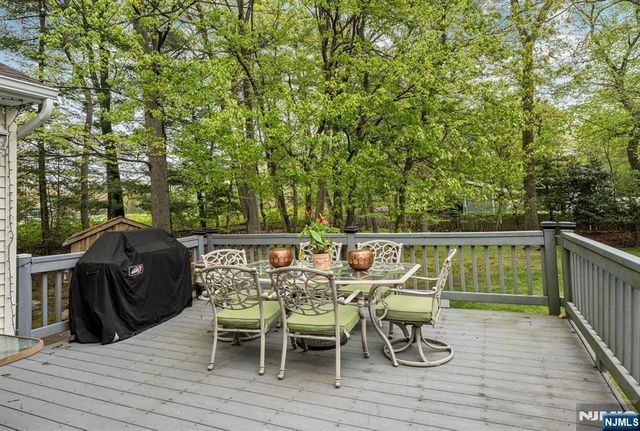 485 Eisenhower Court, Wyckoff, NJ 07481