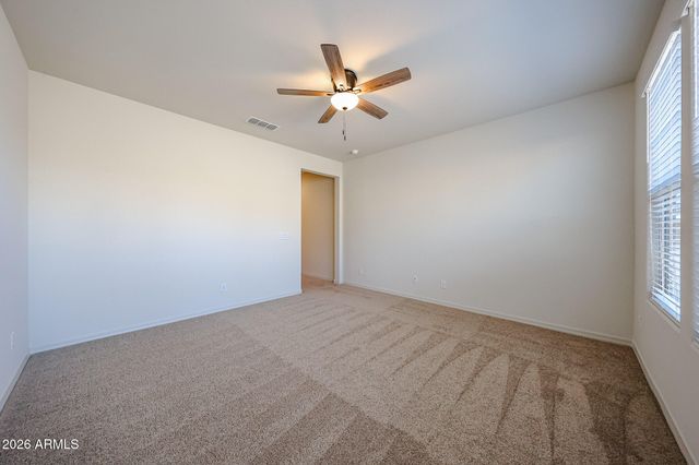 7004 W HEDGE HOG Place, Peoria, AZ 85383