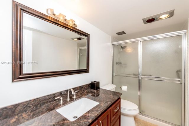 1985 S Ocean Dr 2Q, Hallandale Beach, FL 33009