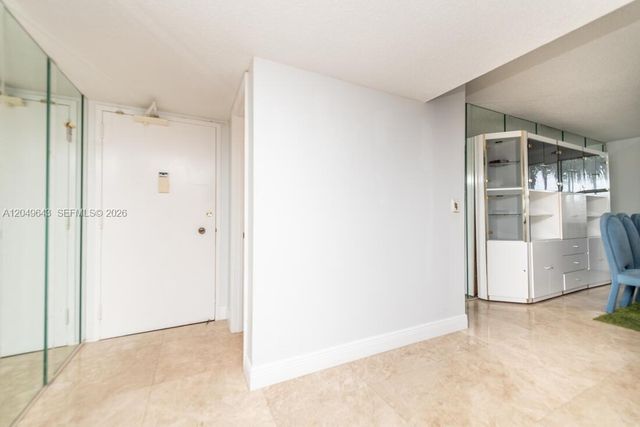 1985 S Ocean Dr 2Q, Hallandale Beach, FL 33009