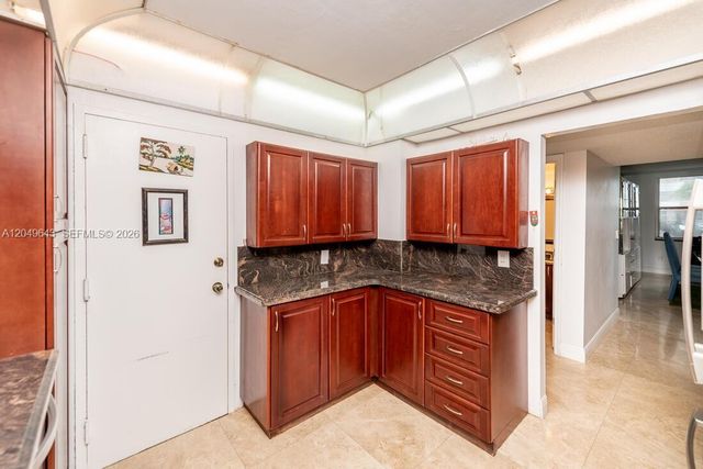 1985 S Ocean Dr 2Q, Hallandale Beach, FL 33009