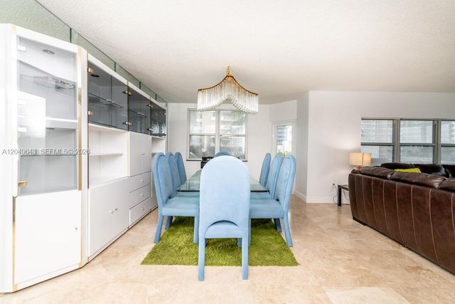 1985 S Ocean Dr 2Q, Hallandale Beach, FL 33009