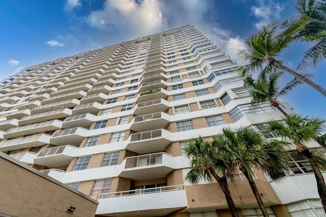 1985 S Ocean Dr 2Q, Hallandale Beach, FL 33009