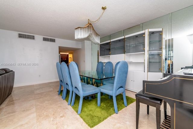 1985 S Ocean Dr 2Q, Hallandale Beach, FL 33009