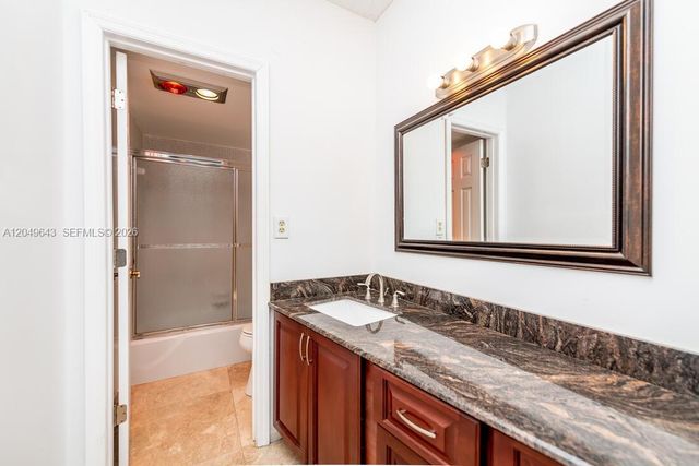 1985 S Ocean Dr 2Q, Hallandale Beach, FL 33009