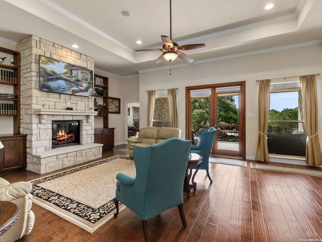 1041 SPANISH TRL, New Braunfels, TX 78132