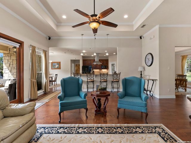 1041 SPANISH TRL, New Braunfels, TX 78132