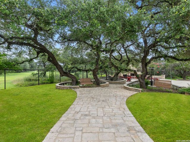 1041 SPANISH TRL, New Braunfels, TX 78132