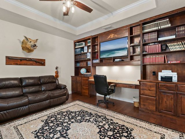 1041 SPANISH TRL, New Braunfels, TX 78132