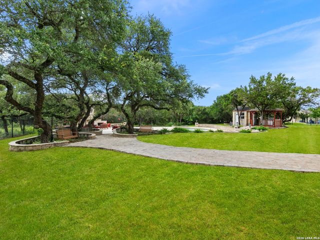 1041 SPANISH TRL, New Braunfels, TX 78132