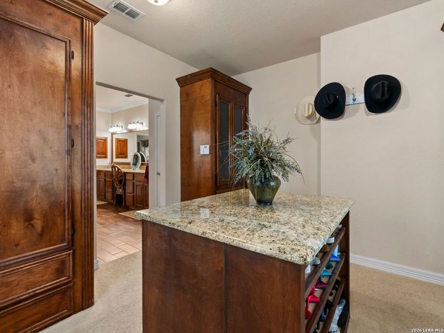 1041 SPANISH TRL, New Braunfels, TX 78132