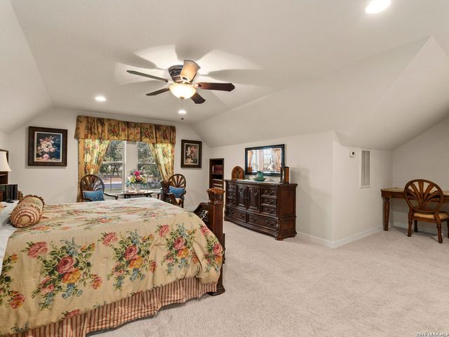 1041 SPANISH TRL, New Braunfels, TX 78132