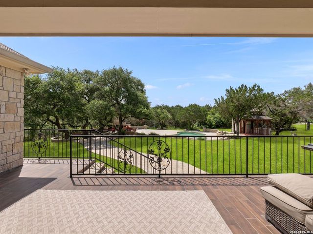 1041 SPANISH TRL, New Braunfels, TX 78132