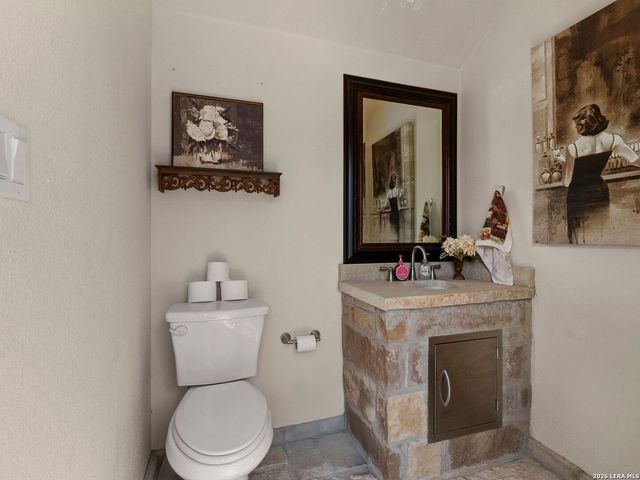 1041 SPANISH TRL, New Braunfels, TX 78132