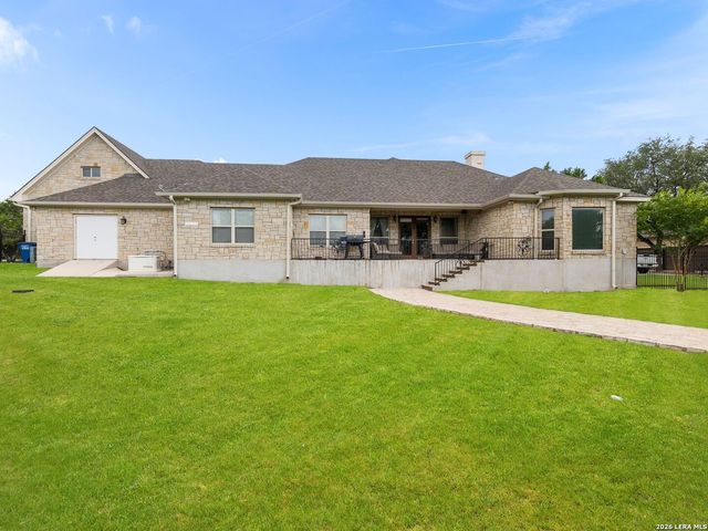 1041 SPANISH TRL, New Braunfels, TX 78132