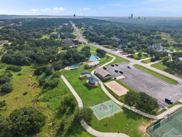 1041 SPANISH TRL, New Braunfels, TX 78132