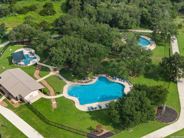 1041 SPANISH TRL, New Braunfels, TX 78132