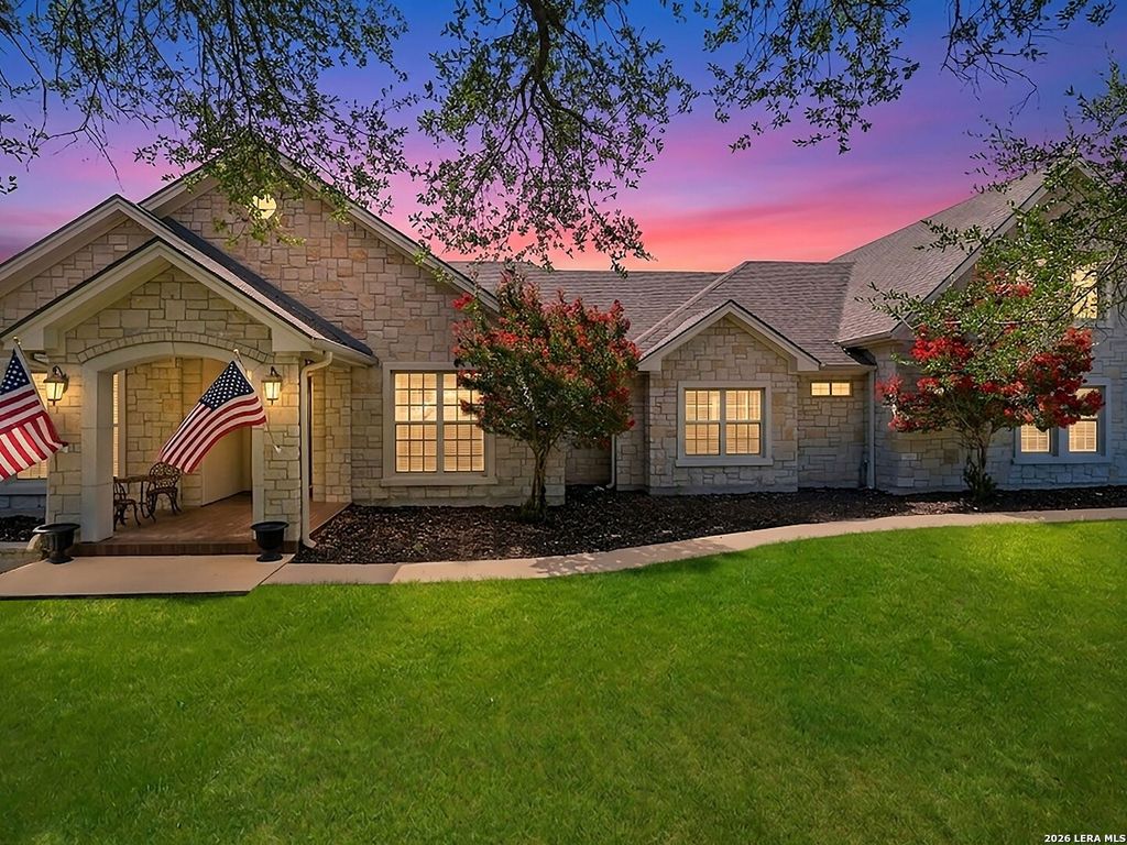 1041 SPANISH TRL, New Braunfels, TX 78132