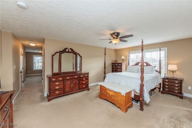 3204 Thorn Tree Drive, North Royalton, OH 44133