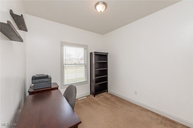 3204 Thorn Tree Drive, North Royalton, OH 44133