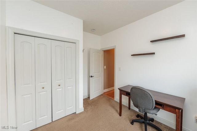 3204 Thorn Tree Drive, North Royalton, OH 44133