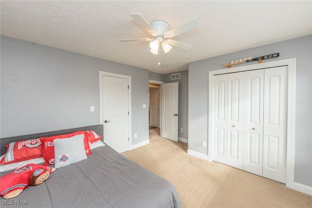 3204 Thorn Tree Drive, North Royalton, OH 44133