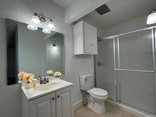 6631 Spring Hurst, San Antonio, TX 78249