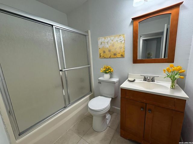 6631 Spring Hurst, San Antonio, TX 78249