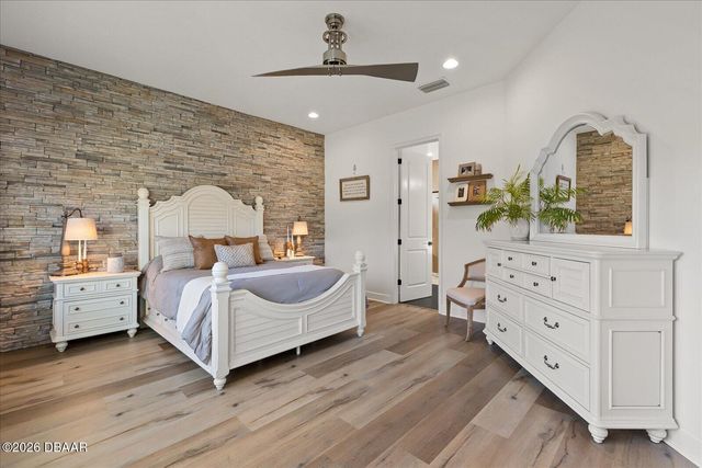 140 Azure Mist Way, Daytona Beach, FL 32124