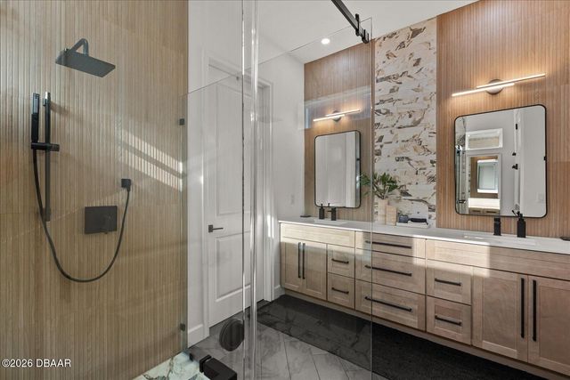 140 Azure Mist Way, Daytona Beach, FL 32124