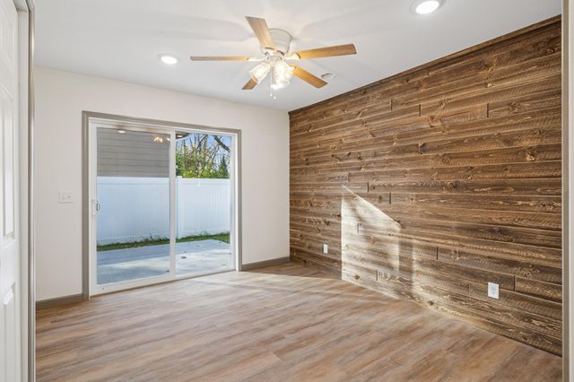 1306 Chicago Avenue, Brainerd, MN 56401