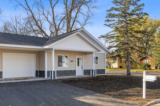 1306 Chicago Avenue, Brainerd, MN 56401