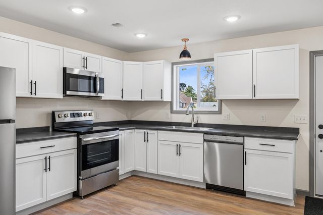 1306 Chicago Avenue, Brainerd, MN 56401