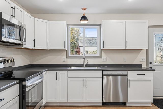 1306 Chicago Avenue, Brainerd, MN 56401