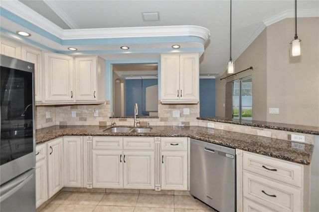 3283 SIKESTON AVENUE, North Port, FL 34286