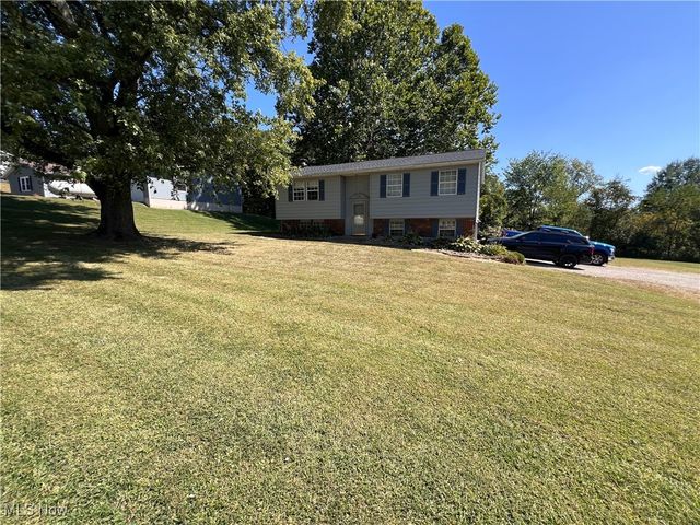 61220 Kadon Drive, New Concord, OH 43762