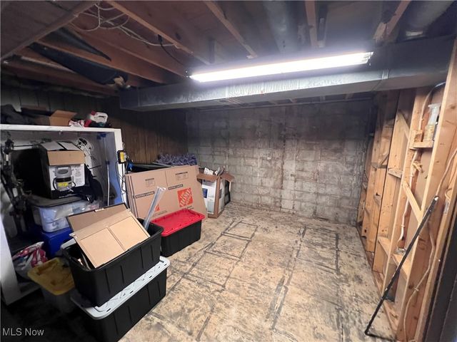 61220 Kadon Drive, New Concord, OH 43762