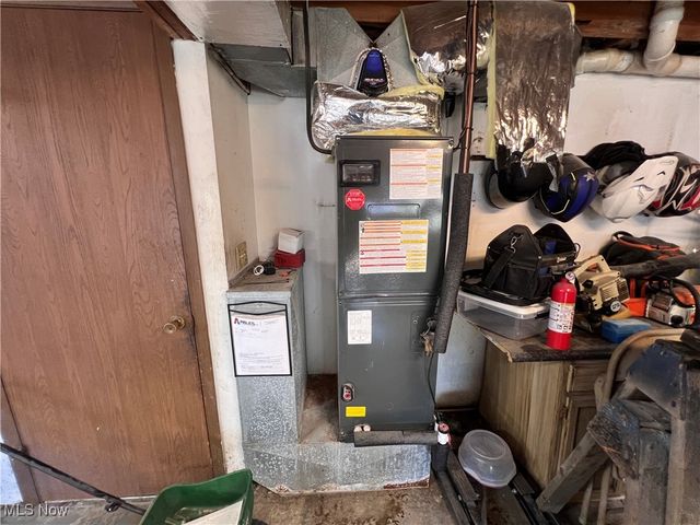 61220 Kadon Drive, New Concord, OH 43762