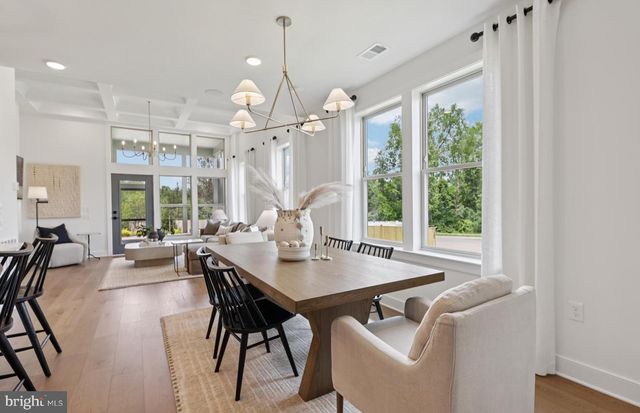 5934 SUNSTONE LN, Haymarket, VA 20169