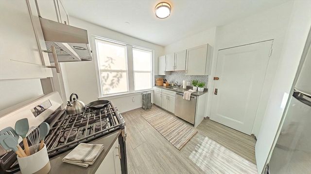 2031 Commonwealth Ave 16, Boston, MA 02135