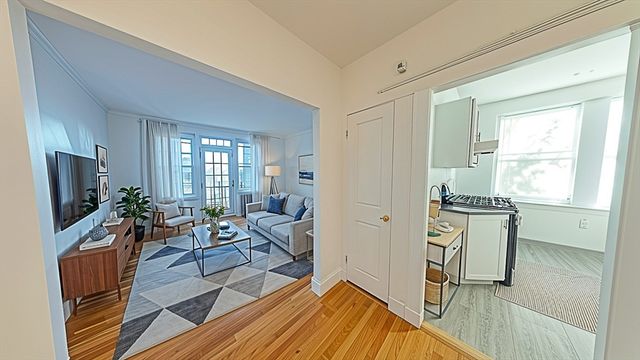 2031 Commonwealth Ave 16, Boston, MA 02135