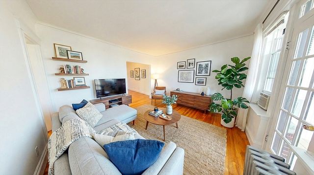 2031 Commonwealth Ave 16, Boston, MA 02135