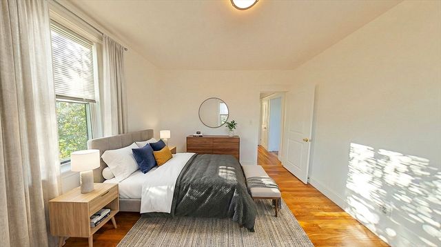 2031 Commonwealth Ave 16, Boston, MA 02135