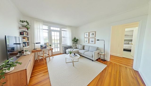 2031 Commonwealth Ave 16, Boston, MA 02135