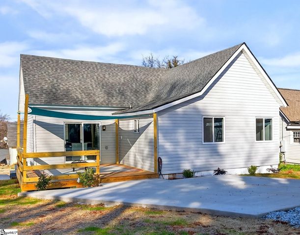 35 Henry Street, Greenville, SC 29605