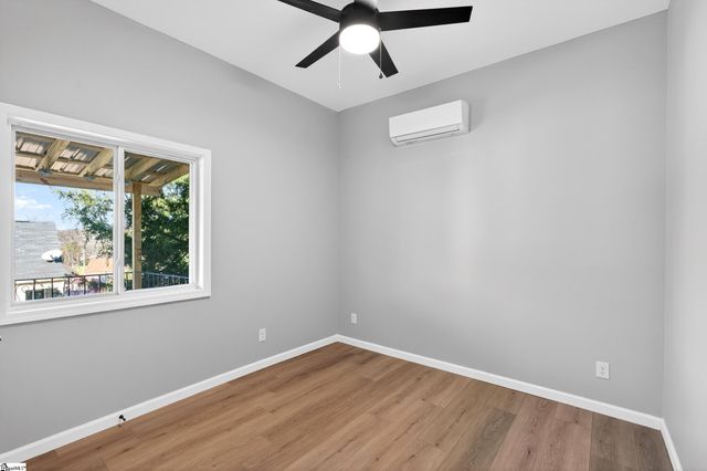 35 Henry Street, Greenville, SC 29605