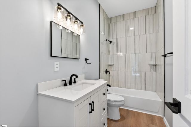 35 Henry Street, Greenville, SC 29605