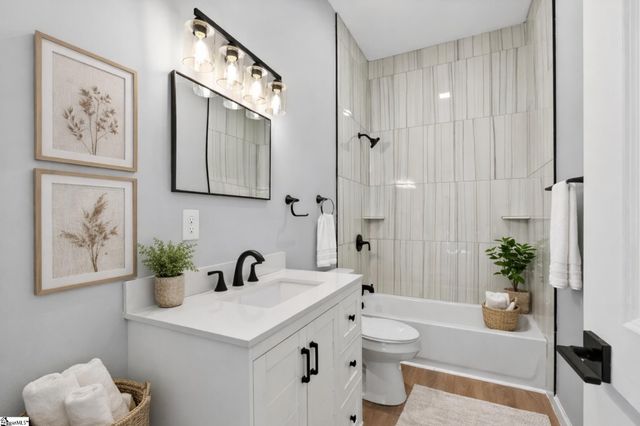 35 Henry Street, Greenville, SC 29605