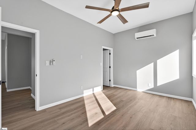 35 Henry Street, Greenville, SC 29605